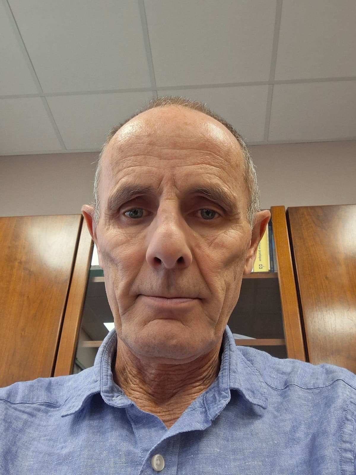 Bernard Landry - Medical Adviser, PRRC (Person Responsible for Regulatory Compliance)